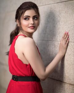 Shirin Kanchwala Instagram - If I’m too much, go find less.

Makeup 
@kishoremakeupartist
Hair stylist 
@viji_makeover

Photography
@ajitshivam95

Designer 
@ddezino