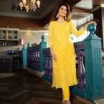Shirin Kanchwala Instagram - Live life in warm yellows💛