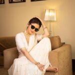 Shirin Kanchwala Instagram - She has gone through madness to find her. Makeup @kishoremakeupartist Makeup assisted by @laavie_makeover @kalaiselvi_may87 Photography @portraitsby_anish Costume designer @vikram.vickykapoor Jewelry partner @fineshinejewels Pro @riyacast Chennai, India