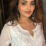 Shirin Kanchwala Instagram - Happiness looks beautiful on you🤍
