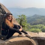 Shirin Kanchwala Instagram - “Self obsessed?” They asked. “A Self lover.” She winked. 😉 Panchgani, Mahabaleshwar.