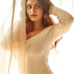 Shivaleeka Oberoi Instagram - “She was the sun, and we were all just planets orbiting her brilliance.” ☀️🤍