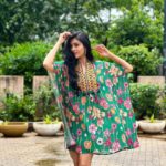 Shivangi Khedkar Instagram - Waves of Green @sewtableclothing . . . #clothingbrand #collaboration #dresses #vegastartalent #fashion @vegastar.entt