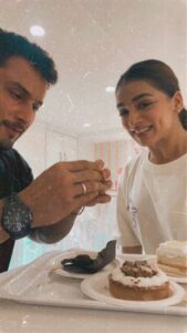 Shivani Jha Instagram - The rest is history  @bee_vani_  5daystogo
#viral #instagram #birthday #birthdaygirl #leevani