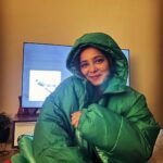 Shraddha Sharma Instagram - Never knew green could be so comfortable.💚 Jacket- @sparsharoraofficial lmao