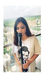 Shraddha Sharma Instagram - Sometimes people do things for us purely out of affection for us and we sometimes tend to overlook it- I just want you to know that I appreciate what you do for me more than anything and I love you.
