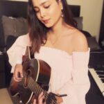 Shraddha Sharma Instagram - Hope you enjoy this song as much as I have enjoyed it over the last few days❤️❤️❤️ Also I have been singing live on Insta for so many years that lip syncing to a track now feels kinda weird lol!