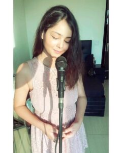 Shraddha Sharma Instagram - Here are my two cents on ‘Chaleya’❤️

Music- @sarthakmusicc