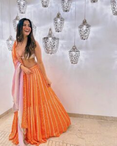 Shreya Dhanwanthary Instagram - Orange you happy? At @lokmat Most Stylish.
.
Styled by @style_tubbies 
Wearing  @ease_kv
Outfit Cordinated by @viralmantra 
HMU @makeupnhairbyankita 
@bazziinngaaa