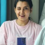 Shruthi Raj Instagram - 𝙰 𝙼𝙸𝚁𝚁𝙾𝚁 𝚂𝙴𝙻𝙵𝙸𝙴 𝙸𝚂 𝚃𝙷𝙴 𝙴𝙰𝚂𝙸𝙴𝚂𝚃 𝚆𝙰𝚈 𝚃𝙾 𝙲𝙰𝙿𝚃𝚄𝚁𝙴 𝙰 𝙼𝙾𝙼𝙴𝙽𝚃 𝙰𝙽𝙳 𝙴𝚇𝙿𝚁𝙴𝚂𝚂 𝚈𝙾𝚄𝚁𝚂𝙴𝙻𝙵 🩷🩷🩷 Bangalore, India
