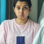 Shruthi Raj Instagram - 𝙰 𝙼𝙸𝚁𝚁𝙾𝚁 𝚂𝙴𝙻𝙵𝙸𝙴 𝙸𝚂 𝚃𝙷𝙴 𝙴𝙰𝚂𝙸𝙴𝚂𝚃 𝚆𝙰𝚈 𝚃𝙾 𝙲𝙰𝙿𝚃𝚄𝚁𝙴 𝙰 𝙼𝙾𝙼𝙴𝙽𝚃 𝙰𝙽𝙳 𝙴𝚇𝙿𝚁𝙴𝚂𝚂 𝚈𝙾𝚄𝚁𝚂𝙴𝙻𝙵 🩷🩷🩷 Bangalore, India