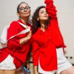 Shruti Ulfat Instagram - Pahadi song is trending.. pahadi girls be moving 💃♥️ . #pahadigirls #chitrashirawat #shrutipanwar #dancingpartner #justfortheloveof Mumbai, Maharashtra