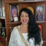 Shubha Poonja Instagram - ನಮ್ಮ ಬೆಂಗಳೂರಿಗರ ಹೆಮ್ಮೆಯ ಶ್ರೀ ಸಾಯಿ ಗೋಲ್ಡ್ ಪ್ಯಾಲೇಸ್ ನ 6ನೇ ಶಾಖೆ ನಾಗರಬಾವಿಯಲ್ಲಿ ಶುಭಾರಂಭಗೊಂಡಿದೆ. ಈ ಸಂಭ್ರಮದಂದು ಚಿನ್ನ,ವಜ್ರ,ಹಾಗೂ ಬೆಳ್ಳಿಯ ಆಭರಣದ ಮೇಲೆ ಅಮೋಘ ರಿಯಾಯಿತಿಯನ್ನು ಶ್ರೀ ಸಾಯಿ ಗೋಲ್ಡ್ ಪ್ಯಾಲೇಸ್ ತನ್ನೆಲ್ಲ ಆತ್ಮೀಯ ಗ್ರಾಹಕರಿಗಾಗಿ ನೀಡುತ್ತಿದೆ. ನಾನು ಭೇಟಿ ನೀಡುತ್ತಾ ಇದ್ದೇನೆ, ನೀವು ಭೇಟಿ ನೀಡಿ ಅದೃಷ್ಟಲಕ್ಷ್ಮಿಯನ್ನು ಮನೆಗೆ ಕೊಂಡೊಯ್ಯಿರಿ. #TASharavana #ShubhaPoonja #celebrity #kfi #actress #SSGP #Shreesaigoldpalace #jewelers #inauguration #Naagarabhaavi #Bengaluru #Bengalurujewellerystore #bestjewellerystore #opening #newshowroom #inauguraloffers #jewellerystore #nammabengaluru #jewelleryoffers #bangalorejewellery #nagarabhavi