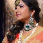 Shubha Poonja Instagram - Love this look created by @anjana_anjanadeshpande Make up n styling by @anjana_anjanadeshpande Hair by @shilpa_ramesh_makeupartistry Outfit by @pehnava_boutiqueofficial Jewlrry by @anjana_anjanadeshpande