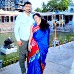 Shubha Poonja Instagram - Madurai meenakshi temple visit .. with hubby and the beautiful couple @t3linpk and imaya .. Thank you @trarang_ for the beautiful saree .. loved it ...