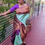 Shwetha Srivatsav Instagram - ಶೋಭಕೃತ್ ನಾಮ ಸಂವತ್ಸರದ ಯುಗಾದಿ, ದೂರಾಗಿಸಲಿ ಬೇಗುದಿ, ತರಲಿ ಬಾಳ ತುಂಬಾ ನೆಮ್ಮದಿ. #happyugadi #ugadi #indianfestival #saree #southindian #kannadati #shwethasrivatsav