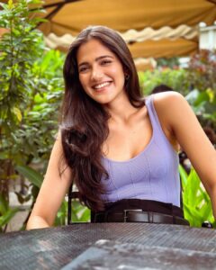 Simran Choudhary Instagram - Somewhere over the rainbow 🌈 🤍