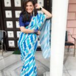 Smita Bansal Instagram – Made mummy click these. She did a decent job😊😊 @1956shashi 

#blue 
Mua- @makeupbyvishnukumar