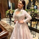 Sneha Wagh Instagram - Literally in the air of fashion… #LokmatStyleAwards 🤍 Unleashing the best in me!! . . . Outfit : @style__inn Jewellery : @the_jewel_gallery Styled by : @richaranawat Ast : @angela_chhandami @pearrlyyy . . . #fashion #style #lookbook #stylefile #ootd #instafashion #instagood #instadaily #SarangeSneha #ssnehawagh #snehawagh
