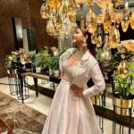 Sneha Wagh Instagram - Literally in the air of fashion… #LokmatStyleAwards 🤍 Unleashing the best in me!! . . . Outfit : @style__inn Jewellery : @the_jewel_gallery Styled by : @richaranawat Ast : @angela_chhandami @pearrlyyy . . . #fashion #style #lookbook #stylefile #ootd #instafashion #instagood #instadaily #SarangeSneha #ssnehawagh #snehawagh