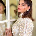 Sneha Wagh Instagram - When she smiles The sun shines, the stars sparkle, the moon glows and the entire universe shimmers differently because the world knows how rare she is! . . 👗: @fashionstruc . . #mondaymood #stylefile #lookbook #fashiongram #sarange #sarangesneha #snehawagh #ssnehawagh