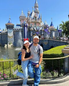 Soha Ali Khan Instagram - Never too old for a good fairytale ❤️ #summer2023 #disneyland #disney100 @disneyland @thinkstrawberries