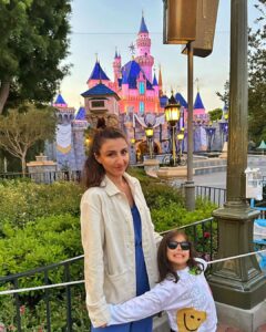 Soha Ali Khan Instagram - Never too old for a good fairytale ❤️ #summer2023 #disneyland #disney100 @disneyland @thinkstrawberries