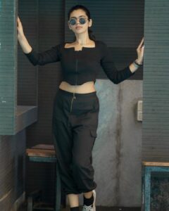 Soundariya Nanjundan Instagram - Ask me anything in the comments 🖤

 

🌟 

🌟 

🌟 

🌟 

🌟 

#soundariyananjundan #ootd #instagram #instagood  #love #like #follow #photography #photooftheday #instadaily #likeforlikes #picoftheday #fashion #instalike #beautiful  #followforfollowback #outfit #art #photo #black #followｍe #smile #happy #insta #nature #style #life  #india #likeforfollow #nomakeup