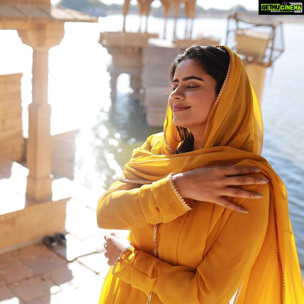 Soundariya Nanjundan Instagram - Behind these eyes, lies a world of thoughts and unspoken dreams💛 . Outfit- @instorefashions 📸- @kavinilavan_filmmaker @karthikha_photography . . . . . . #soundariyananjundan #photo #salwar #salwarsuits #indian #fashion #flowers #followforfollowback #like #instadaily #outfit #indianwear #ethnicwear #actor #actress #blogger #style #instadaily #outfitinspo #instagram #instalike #indianfashion #instapic #traditional #likesforlike #instagood #india #kollywood #like #instagram #instaphoto #photography #ootd