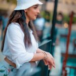Sowmya Menon Instagram - Uffff yeh mausam aur yeh gaana 🤍 📷@vibethinks 💄@alsaa_beauty #skr #shootdays