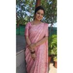 Srithika Instagram - PINK is a beautiful color because it is one of the colors that the sun makes at twilight and in the dawns💗💗💗 . Saree @vanna_zarigai Bangle @varnudais . #saree #pink #babypink #summer #comfortablematerial #shooting #shootingmode #active Hyderabad