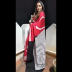Srithika Instagram - The hot sun never revealed it's summer, But her cotton saree does😎 . Saree @varshini_sareez . #saree #cottonsaree #cotton #summer #hot #comfortable #easy #easywear #enjoythesummer