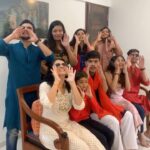 Suhasi Dhami Instagram - This is what we call FAMILY 🤣🤣🤣🤣 @_aryann99 @khush_bhuta @kabir.j.dhami @charmiparikhh @sau_rabh_di @vidhigandhi_ @kinjalgandhi_