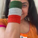 Suhasini Maniratnam Instagram - Beautiful gesture by our staff bhanu, Gunaa,krishnammaal and ammu. Look at the beautiful bangles they got me. Also தேன் மிட்டாய் கமர்கட் கோக்கோ மிட்டாய் ❤️❤️❤️❤️