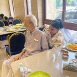 Suhasini Maniratnam Instagram - What did I do today ? I took madras talkies staff and home staff for breakfast to Maris with my immediate family Amma appa radha gopi raji. It was endearing and delightful