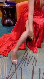 Sukrutha Wagle Instagram - I am my own fan 🤪.
follow me on Josh. Link in bio
.
.
Makeup- @makeoverbysamridhi_ram 
Costume @laxmikrishnaofficial 
Accessories @laxmikrishnaofficial 
.
.
#sandalwoodactress #siima2021 #sukruthawagle #hotactress