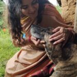 Sukrutha Wagle Instagram - Pure Love 💗 #sukruthawagle #sukrutha #petsofinstagram #petlover #petreels #dogreels