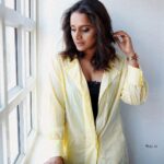 Surabhi Lakshmi Instagram - The yellows to her mellows… Stylist : @styledby_mk_ @mehaka_kalarikkal Photography : @rijil_kl Makeup : @sreegeshvasan_makeupartist Costume : @__eva_97__