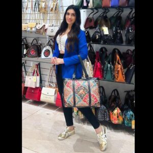 Surabhi Prabhu Instagram - Which is the online shopping platform you trust the most ?? And which online websites you think are #frauds ? 

When it comes to online shopping, my top pick is definitely #amazondotin #ajioluxe #myntra #jabong 
They offer a wide range of authentic products and a seamless shopping experience. 💯🛍️

Remember to be cautious while shopping online and avoid websites that seem suspicious or have poor customer reviews. Always choose trusted platforms to ensure a secure and enjoyable shopping journey.

 #ShopSafely #TrustedElegance #DiwaliGlam #FestiveFinds #OnlineShoppingDelight #ShopTillYouDrop #DiwaliSparkle #FashionFiesta #CelebrationReady #Surabhi #FestiveVibes #DiwaliDazzle #OnlineDeals #ShopSmart #surabhiprabhu #mumbai
#unity44
#pinkvilla #mumbaikar #voompla #bollywoodcinema #TrendyTraditions #ShopOnline #DiwaliShopping #FestiveFashion