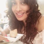 Surabhi Prabhu Instagram - Happy Easter 💕 I hope you have colorful eggs, candy, grass, and chocolate bunnies in your Easter basket this year. May the spirit of Easter brings you and your family a festivity full of joy and happiness. . . . . . . . #happyeaster #eastereggs #mumbai #mumbaikar #unity44 #voompla #pinkvilla #bollywoodcinema #हिंदी #bollywoodmovies #supermodel #modeldiaries #dolcegabbana #travelblogger #saibaba #jaishreeram #bollywoodactoractress #bollywoodactress #surabhi #mumbai #mumbaifood #mumbainightlife #mumbaikar #lowerparel #tollywoodactress #surabhiprabhu #dreamgirl #hindiquotes #mumbaiblogger #indianwear #indiangirl #potd Frangipani, Oberoi-Trident Hotel, Nariman Point - Mumbai