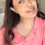 Surabhi Prabhu Instagram - #beautifulskin #flawlessskin My review after using @nabhisutra for 6months . I’m still a work in progress. @nabhisutra ‘s sensational skin oil has really helped me improve my skin quality and my confidence to face camera with no makeup n zero filters . #nonmakeup . . Skin is human body’s largest organ. & it renews itself every 28 days. Are you willing to take care of this skin renewal process. And do you think applying costly cosmetics only on your face will help the process well? Noooo !! Here I have an ayurvedic therapy to support my skin renewal process naturally with required nourishment of Vitamin C, Vit. E, turmeric & more. Nabhi Sutra Skin care belly button oil. I apply this oil in my belly button before I sleep, it helps me to provide nourishment to my whole body skin, that too by giving 3 minutes a day. That is how Natural beauty comes from within. Visit www.nabhisutra.com and have a happy healing! . . . #ad #paidcollaboration #nabhisutra #acnecontrol #bellybuttonoils #bellybuttonoil #healingoils #naveltherapy #nabhioils #surabhiprabhu #surabhi #nabhi #ancientayurveda #bellybutton #pimplepopping #pimples #acnetreatment #acnescars #beautybloggerindia #mumbaiblogger #pimplepositivity #indianbeautyblogger #indianbeautysecrets #acnepositive #noacne #nopimples #ayurveda Vadodara, Gujarat, India