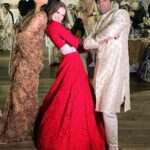Sushmita Sen Instagram - Congratulations Julja & Gaurav!!! 😁🤗❤️🥂💃🏻 WHAT A FUN WEDDING @gsen27 @andreemarie92 👏😄🎶 If this is you moments after your vows…I can only imagine the joy & happiness a lifetime together awaits!!!🤗❤️😍 May God bless this beautiful love, friendship & commitment!!! I love you both so soooooo much!!! #duggadugga #yours #didi 😇❤️💃🏻💋