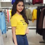 Suza Kumar Instagram - Only some souls have the power to make u smile even in ur hardest times ♥️ . Pc - @jasongagarin ✨ . #happysoul #lifeisbeautiful #thistooshallpass #spreadlove #livethelifeyoulove #smilefromtheheart ♥️😊