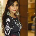 Suza Kumar Instagram - HAPPY NEW YEAR ALL 😍💃🏽🎊♥️ ..2018 it is 🧡 itz a new start to begin with positive energy and hopes🧚🏼‍♀️Stay happy,blessed with lots of love around 💗 Let this be the best year of our lives ☺️❤Love u all 😍♥️#happynewyear #2018 #suzakumar #newdreams #positivevibes #lovelife #happysoul 💃🏽💋💕