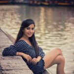 Suza Kumar Instagram - My mom’s fav picture ☺️nd in love with this tone 💖💗😍 Happy weekend all 😘 #beautifulscenery #lifeisbeautiful #livethelifeyoulove #dontforgettosmile 💗☺️💫✨