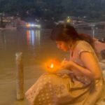 Swagatha S Krishnan Instagram - Happy Diwali to everyone ✨ I am celebrating my Diwali at Rishikesh by the banks of Ma Ganga ! It is such a beautiful feeling to immerse myself in Ma Ganga both physically and spiritually. Thanking her for bringing me closer to her with every visit. More blessed to be making my second home here on this holy land right next to Ma Ganga . #HappyDiwali