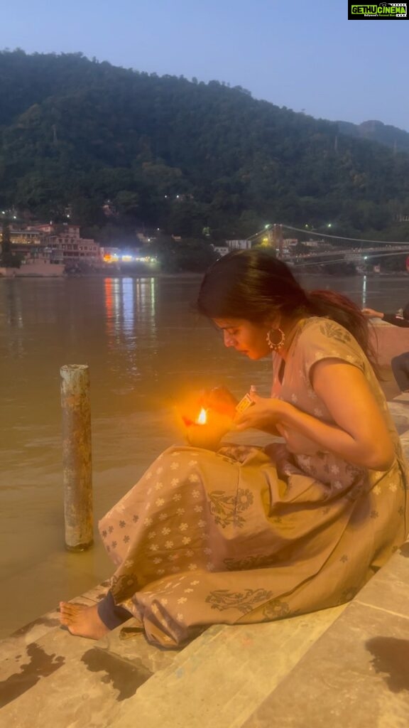 Swagatha S Krishnan Instagram - Happy Diwali to everyone ✨ I am celebrating my Diwali at Rishikesh by the banks of Ma Ganga ! It is such a beautiful feeling to immerse myself in Ma Ganga both physically and spiritually. Thanking her for bringing me closer to her with every visit. More blessed to be making my second home here on this holy land right next to Ma Ganga . #HappyDiwali