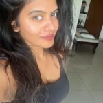 Swagatha S Krishnan Instagram - Recovering from bad health alongside a bad tan from outdoor shoots :) soo happy to be back on feet and Back to my bareskin days.. a 100 thank yous wont suffice the kinda help i got from my favourite dermatologist in town @dr_roopa.r and @ziclinic @uma.sethuraman . Their depigmentation peels have become my most favourite way to correct sun damage. Guys this is no paid ad . straight from my heart ♥️