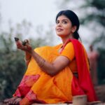 Swagatha S Krishnan Instagram - மருதாணி சிவப்பா வெட்கம் சிவப்பா ♥️ Shot by the brilliant @karthikha_photography mua @bhairavimakeoverartistry #maduraikaari #oorkaaraponnu #actor #singer