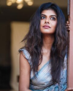 Swagatha S Krishnan Instagram - Chaahe bhi toh bhool na paaye ♥️

Shot by : @sinty_boy & @thetravelingphotographist 
Mua and hair stylist : @anjusartistry 
Retouch : @thetravelingphotographist #shoot #actor #singer #model #tamil #indian #independentartist #love #chinmayi #arijithsingh #nosering
